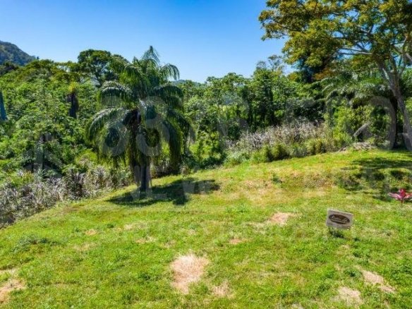 Ocean View Lot 11 Coral Views Village Roatan