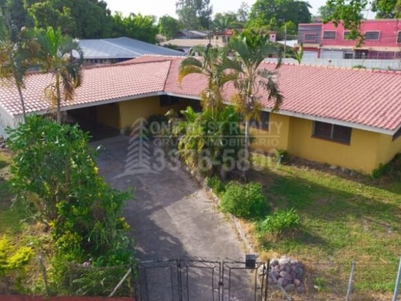 El Naranjal La Ceiba Honduras Casa en Venta -Zona Centro