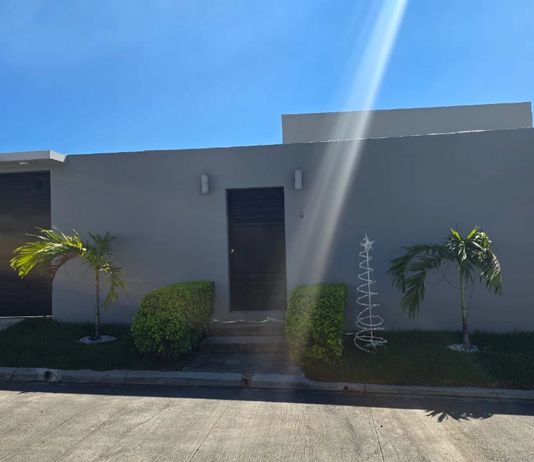 Venta de Casa en Residencial Quinta Valladolid, Comayagua